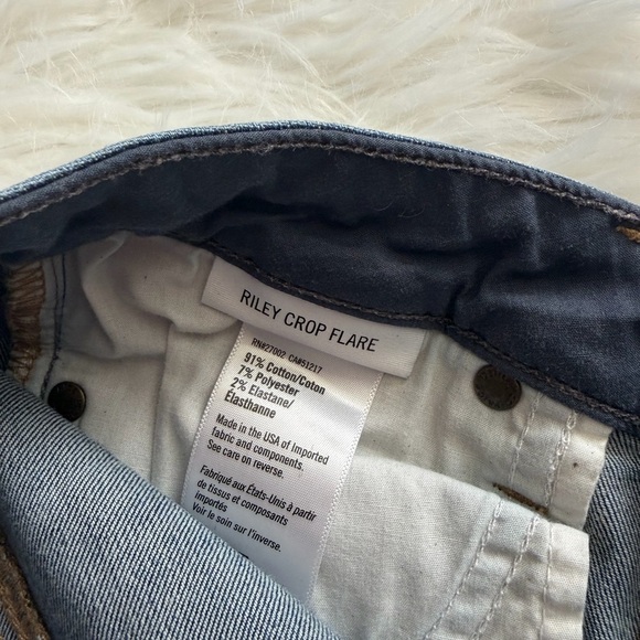 Paige Riley Crop Flare Mid Rise Jeans - Picture 7 of 7